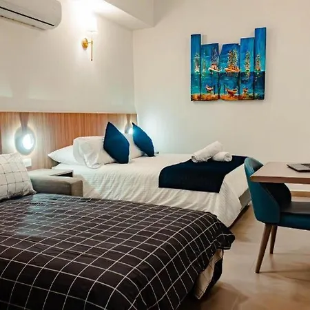 Casa De La Cuarta Guayacan Blue Bed and breakfast